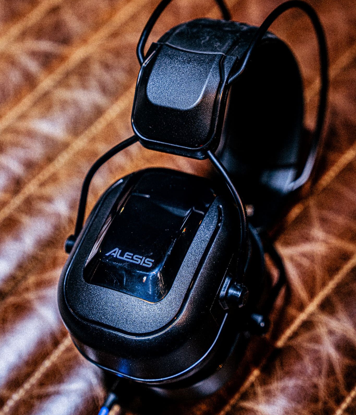 ALESIS - Audífonos