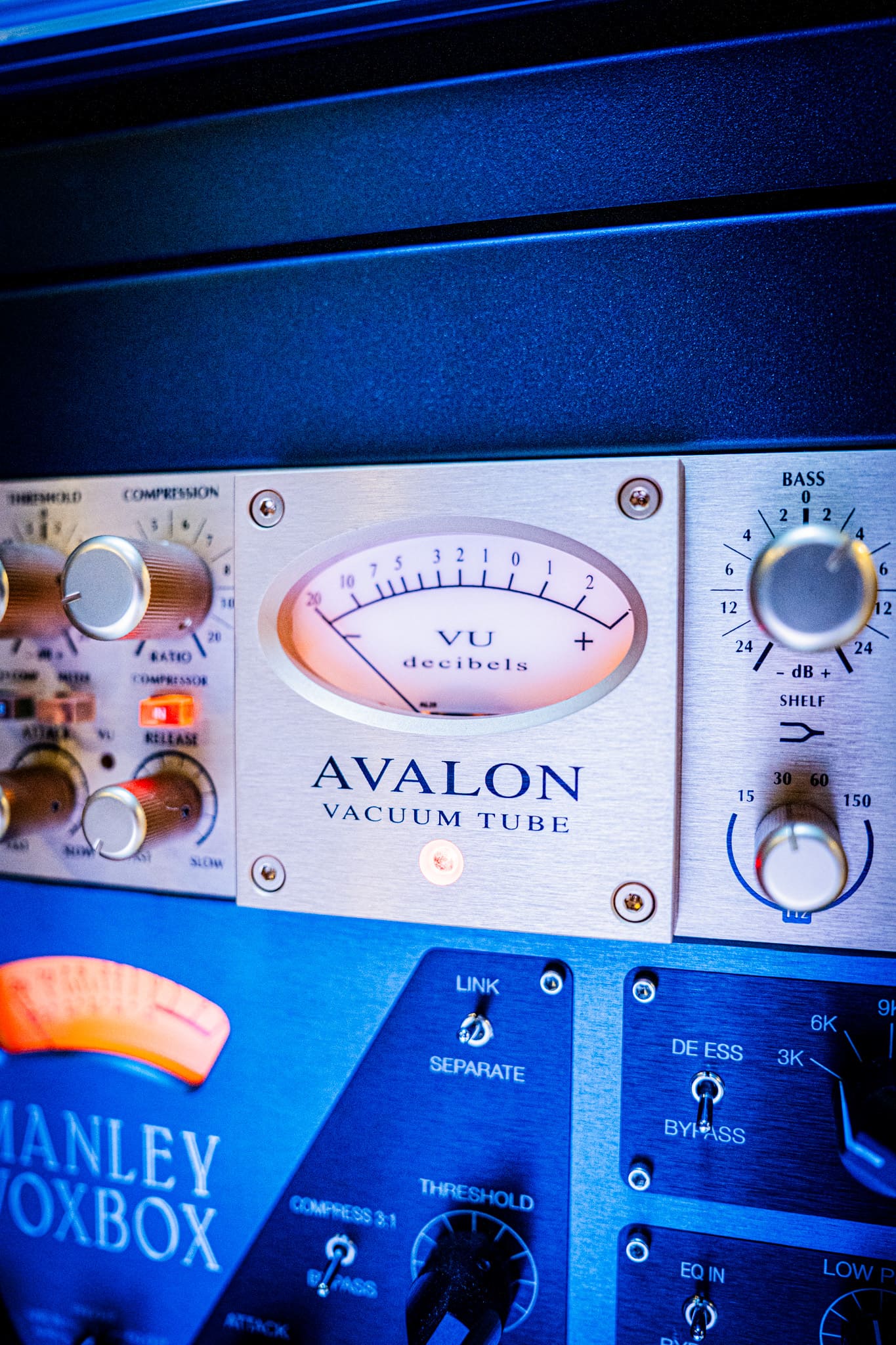 Avalon - VT 737sp Gold 40th Anniversary Limited Edition