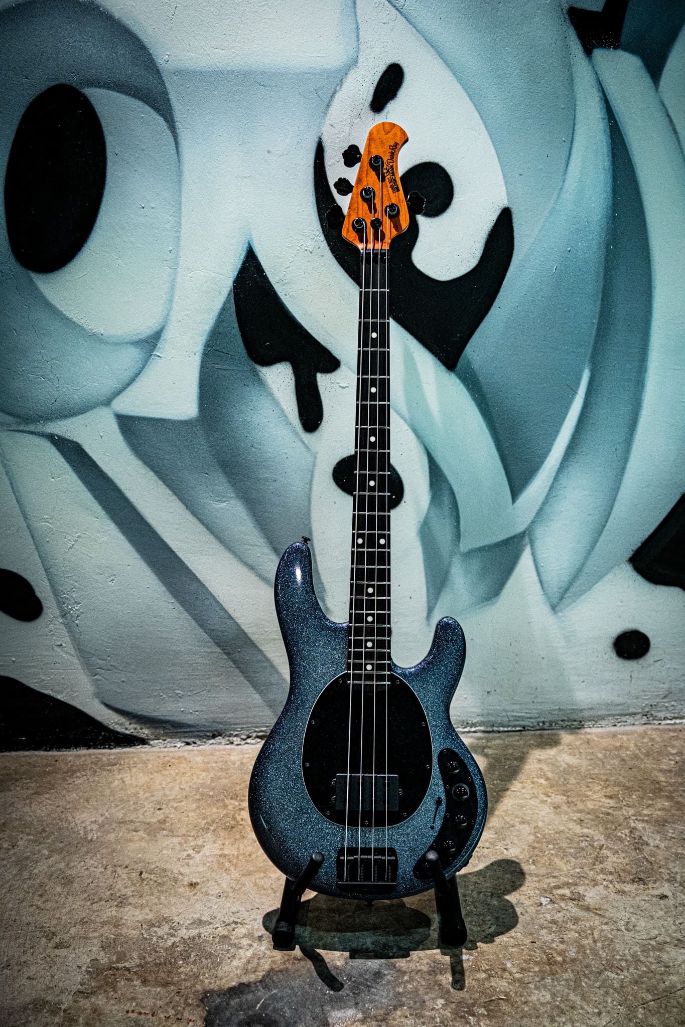 Music Man - Dark Ray Starry Night