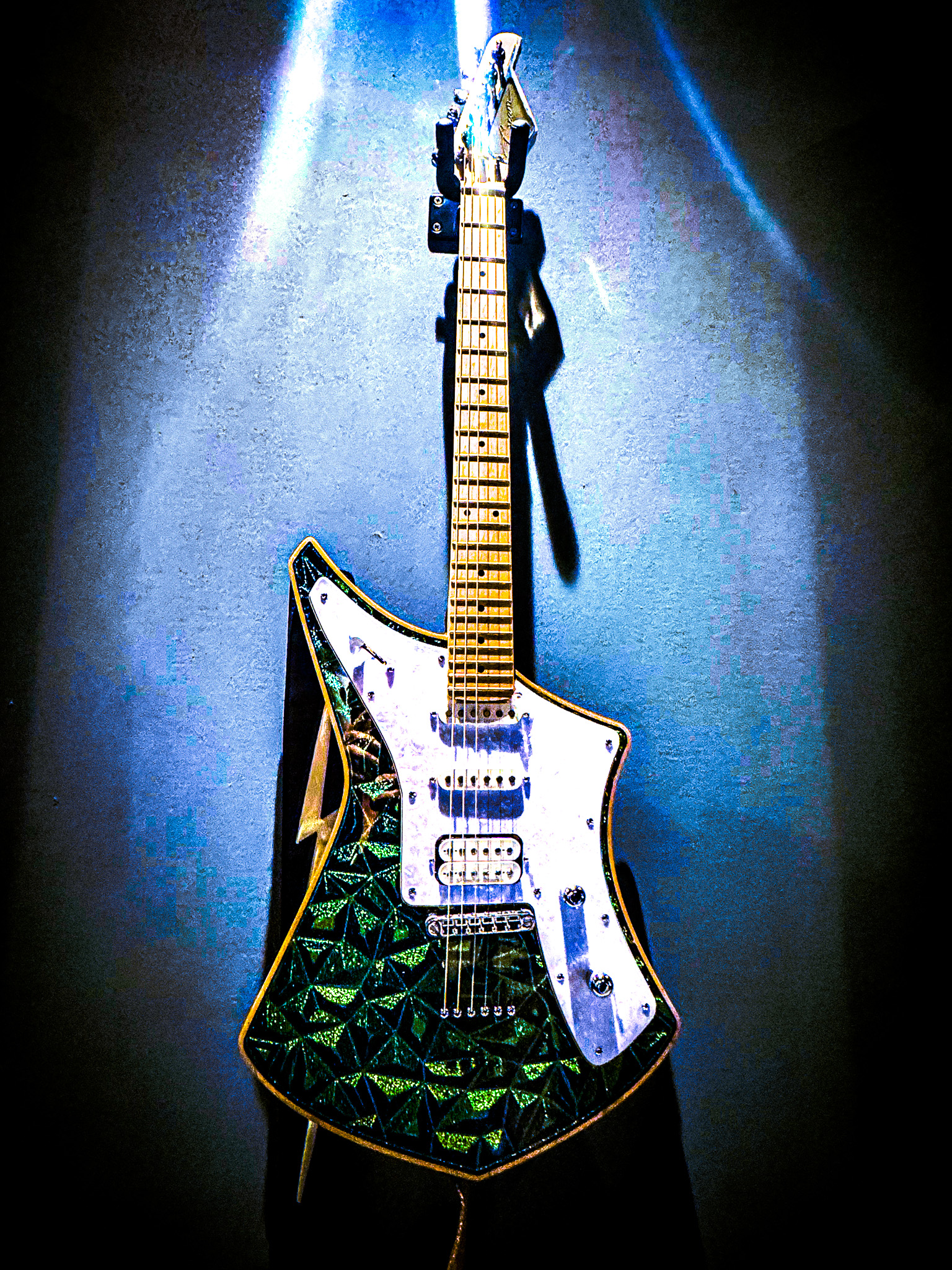 Cream - Revolver Starndard Chameleon