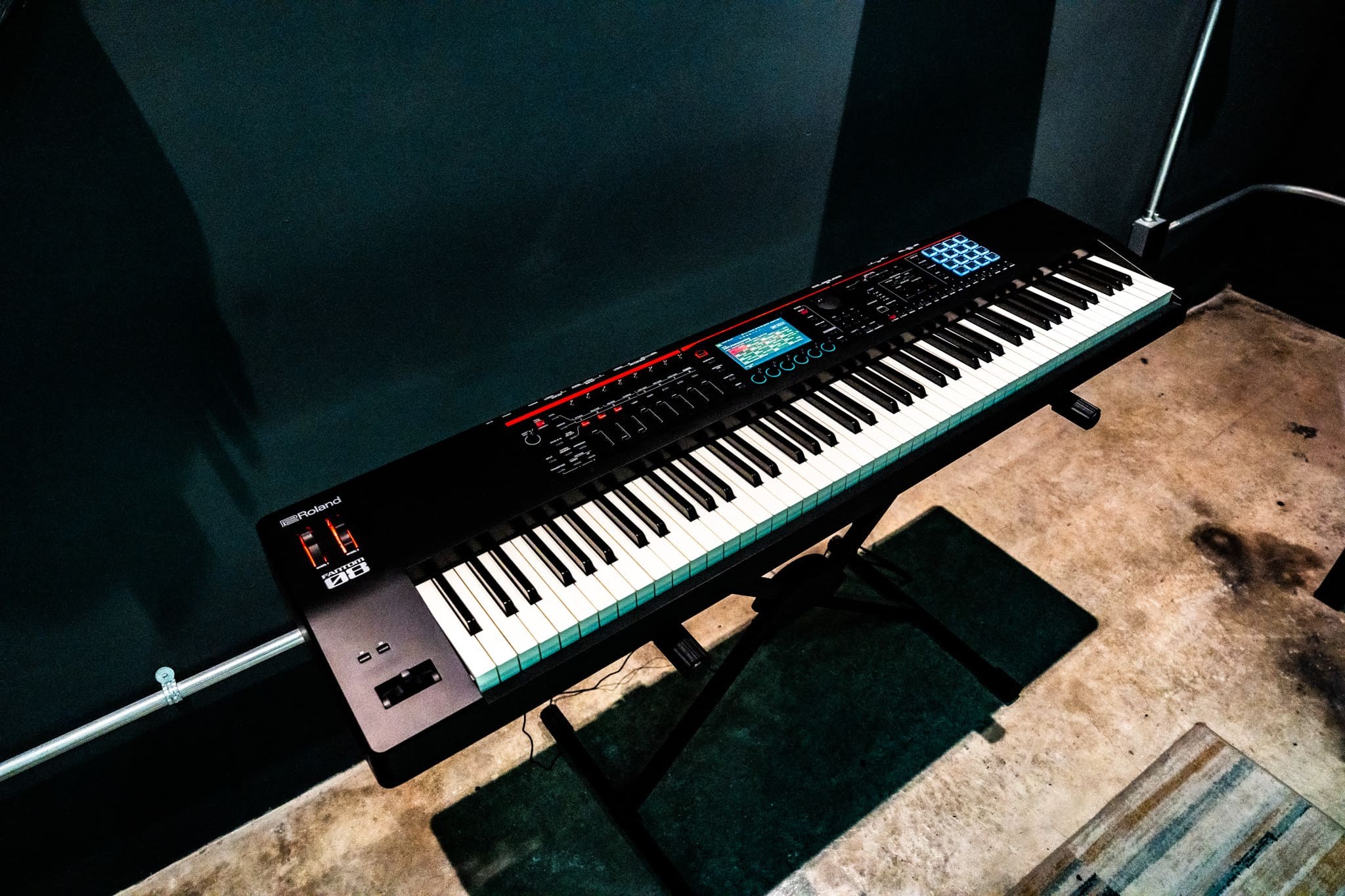 Roland - Sintetizador PHANTOM 08