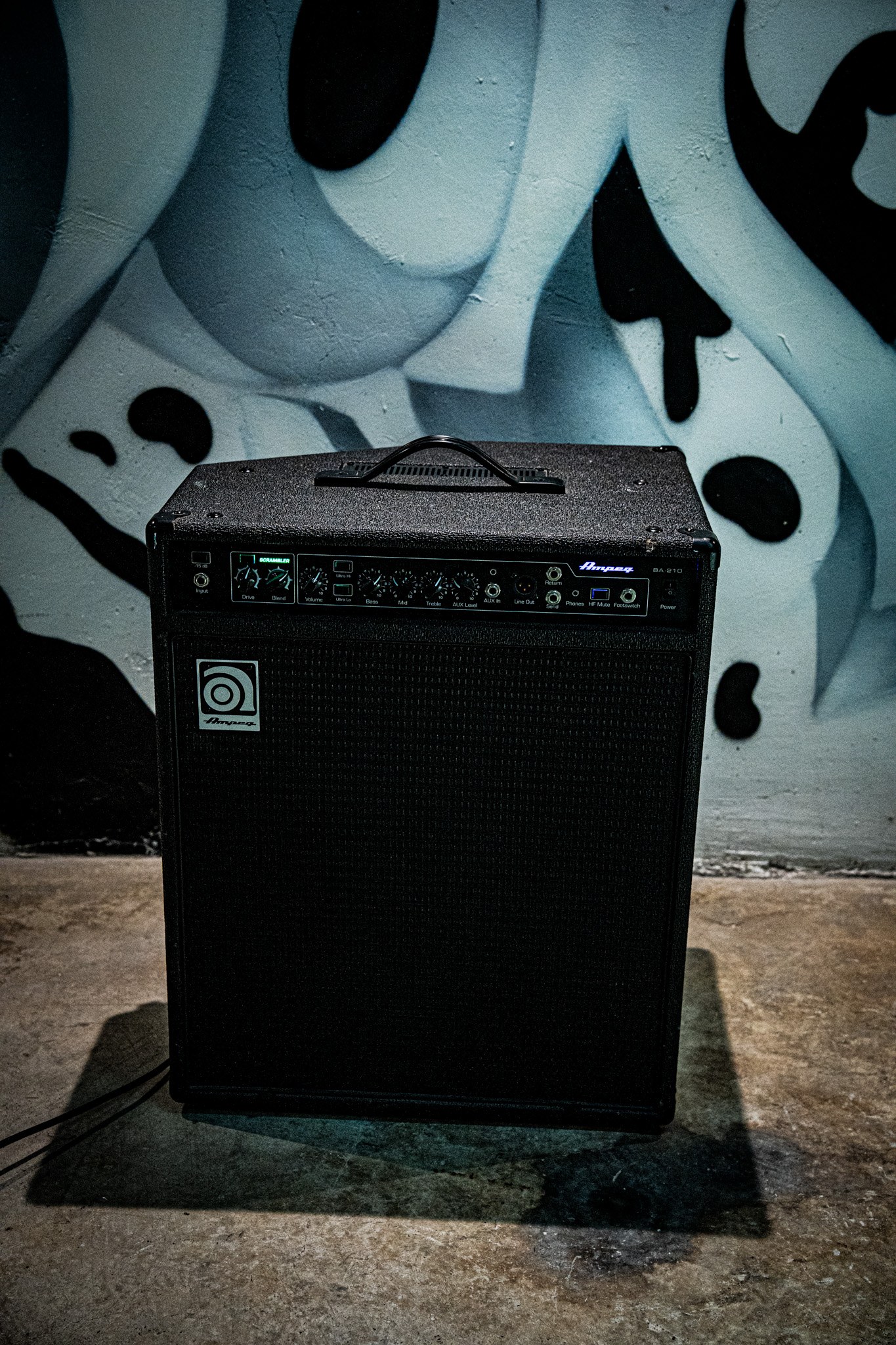AMPEG - BA 115V2